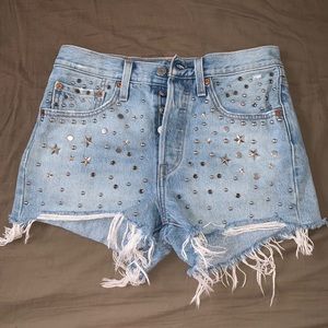 Levi’s 501 star studded high rise shorts 26